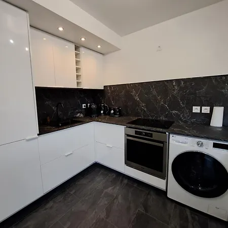 Meuble 2 Avec Piscine Sur Golf De Vacquerolles